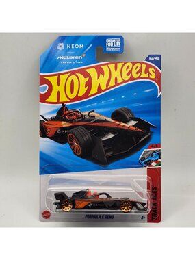 Hot Wheels Formula E Gen3 McLaren Neom 2025 Track Aces 4/5 194/250